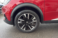 Peugeot 2008  puretech 130 s&s eat8 GT Pack