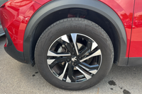 Peugeot 2008  puretech 130 s&s eat8 GT