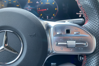 Mercedes-Benz GLB  200 d 8g-dct AMG Line
