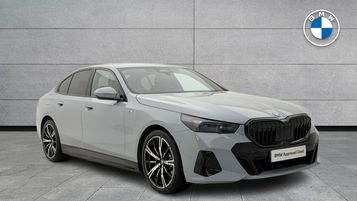 2024 BMW 5 SERIES 530E M SPORT PRO SALOON HOME DELIVERY AVAILABLE 2024 AUTOMATIC 16,191 MILES... photo