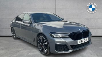 2023 BMW 5 SERIES 520D M SPORT SALOON HOME DELIVERY AVAILABLE 2023 AUTOMATIC 23,559 MILES DIESEL... photo