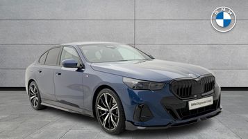 2024 BMW 5 SERIES 520I M SPORT PRO SALOON HOME DELIVERY AVAILABLE 2024 AUTOMATIC 12,166 MILES... photo
