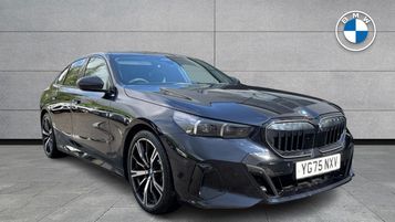 2025 BMW 5 SERIES 520I M SPORT PRO SALOON HOME DELIVERY AVAILABLE 2025 AUTOMATIC 14,217 MILES... photo
