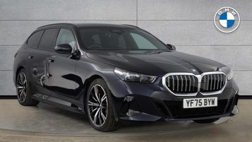 2025 BMW 5 SERIES 530E M SPORT TOURING HOME DELIVERY AVAILABLE 2025 AUTOMATIC 12,867 MILES PETROL... photo