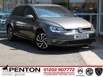 2019 VOLKSWAGEN GOLF 1.6 TDI MATCH EURO 6 S S 5DR REAR SENSORS GREAT HISTORY... photo