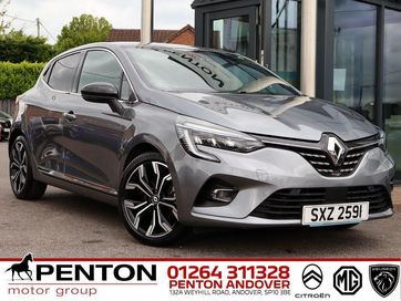 2023 RENAULT CLIO 1.6 E TECH TECHNO AUTO EURO 6 S S 5DR HYBRID AUTO... photo