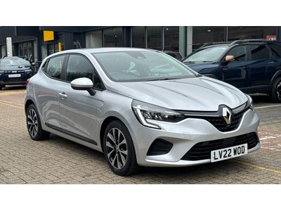 2022 RENAULT CLIO RENAULT CLIO 1.0 TCE 90 ICONIC EDITION 5DR 10,577 MILEAGE 31,428 MILES... photo