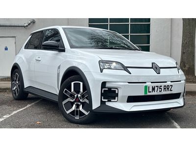 2025 RENAULT 5 RENAULT 5 110KW TECHNO COMFORT RANGE 52 KWH 5DR AUTO 23,575 MILEAGE... photo