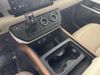 LAND ROVER Defender SE