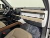 LAND ROVER Defender SE