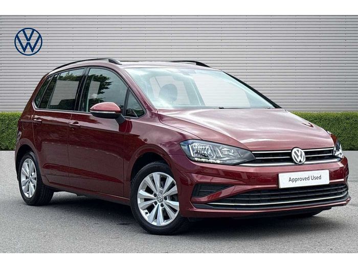 2018 VOLKSWAGEN GOLF SV 1.5 TSI EVO 130 SE NAV 5DR 11,495 WAS 12,495 240.67... photo