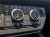 LAND ROVER Defender SE