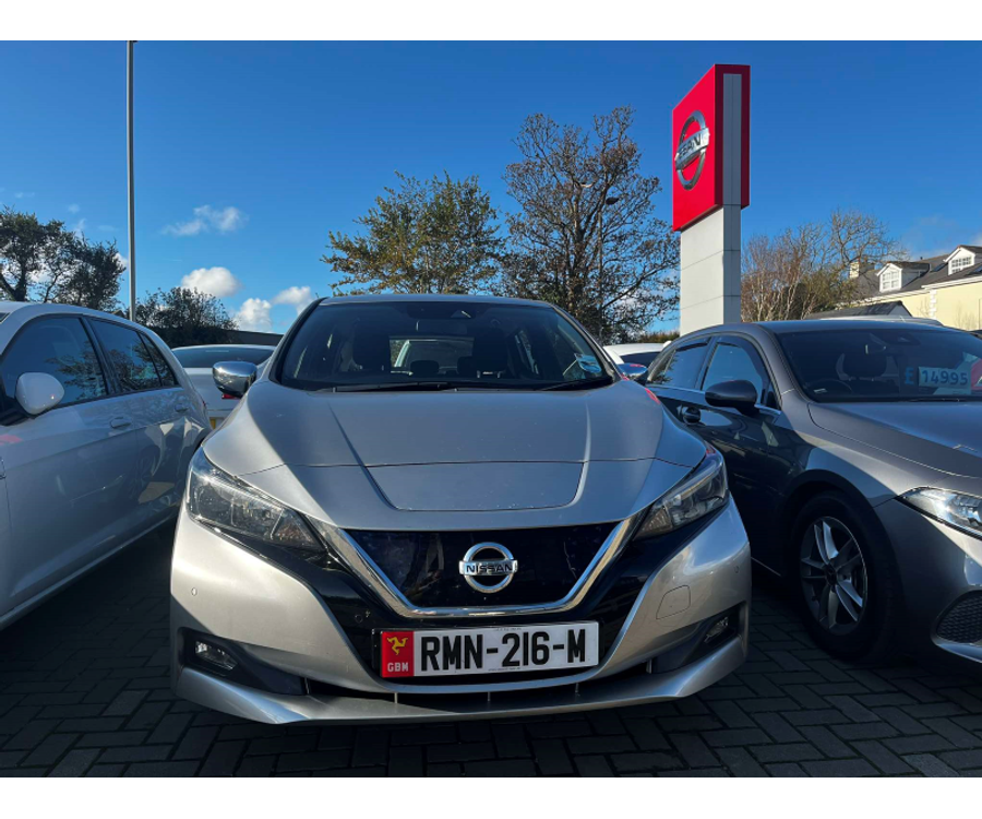 2018 NISSAN LEAF
