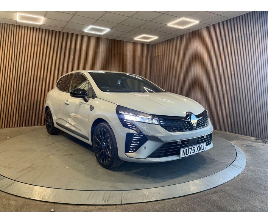 2025 RENAULT CLIO