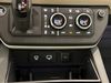LAND ROVER Defender SE