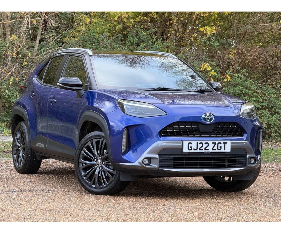 2022 TOYOTA YARIS CROSS