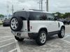 LAND ROVER Defender SE