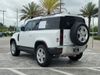 LAND ROVER Defender SE
