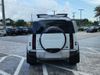 LAND ROVER Defender SE