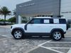 LAND ROVER Defender SE