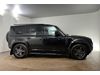 Land Rover Defender D250 X-Dynamic SE