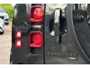 Land Rover Defender D300 110 X-Dynamic S