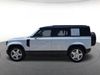 LAND ROVER Defender SE