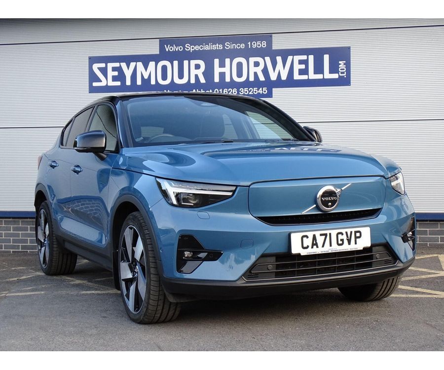 2021 VOLVO C40
