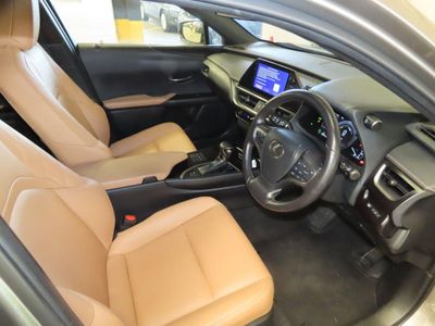 2023 Lexus UX