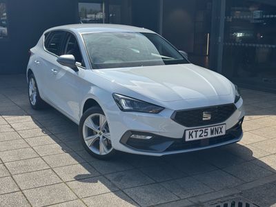 2025 seat leon 1.5 e-hybrid fr 5dr dsg [dap] £24,990 was £36,870 saving £11,880 £368.17 per month mileage 15 miles fuel type... photo