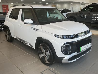 2025 HYUNDAI INSTER 85KW 02 49KWH 5DR AUTO 21,495 321.61 PER MONTH MILEAGE 1 MILES... photo