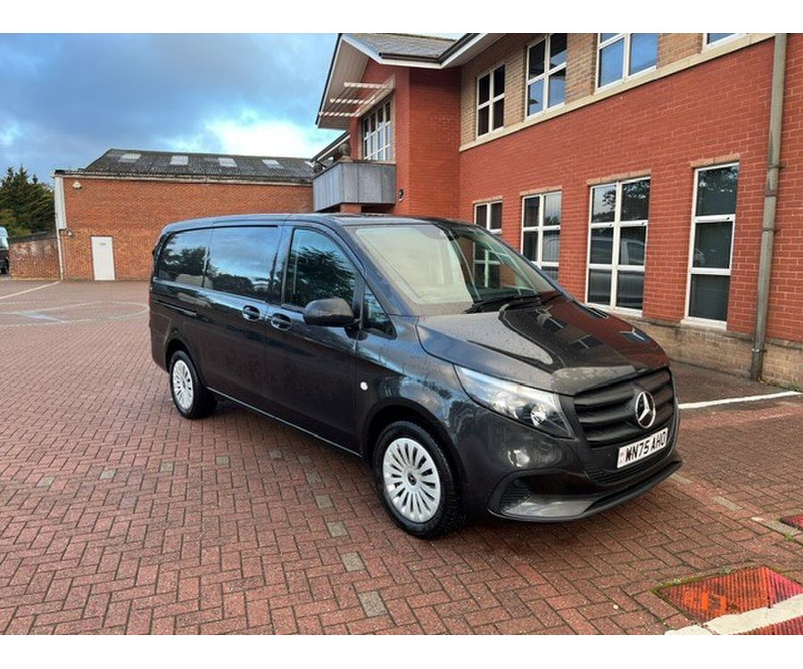 2025 MERCEDES-BENZ VITO