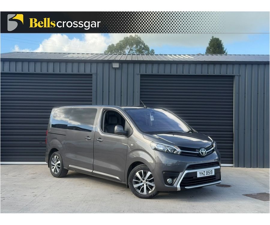 2022 TOYOTA PROACE VERSO