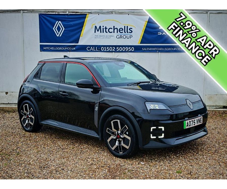 2025 RENAULT 5