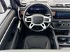 LAND ROVER Defender SE