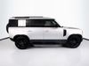 LAND ROVER Defender SE