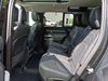 LAND ROVER Defender SE