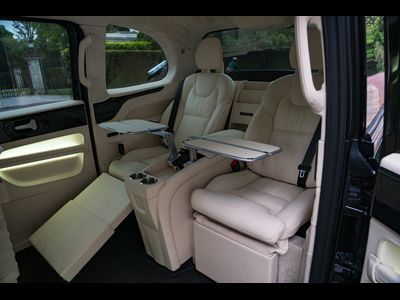 2022 Levc TX Sutton VIP Taxi