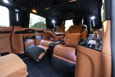 Mercedes-Benz V Class 2.0 V300d AMG Line Extra-Long