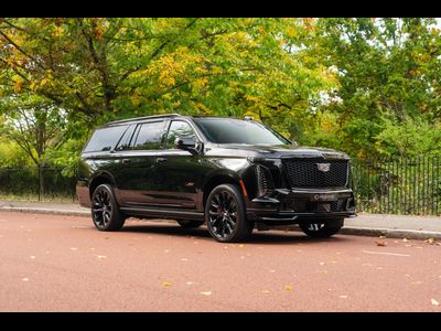 2026 Cadillac Escalade ESV Sport...