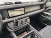 LAND ROVER Defender SE