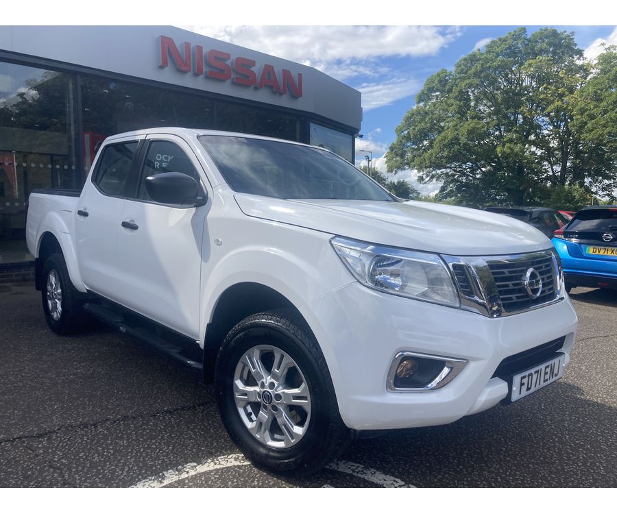 2021 NISSAN NAVARA