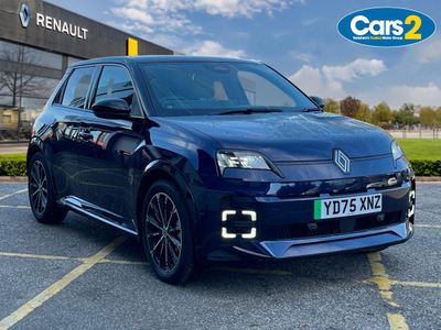 2025 RENAULT 10 MILES FUEL TYPE ELECTRIC TRANSMISSION AUTOMATIC DISTANCE FROM POSTCODE MILES FROM VIEW... photo