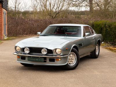1978 Aston Martin V8 (Rare 5-spe...