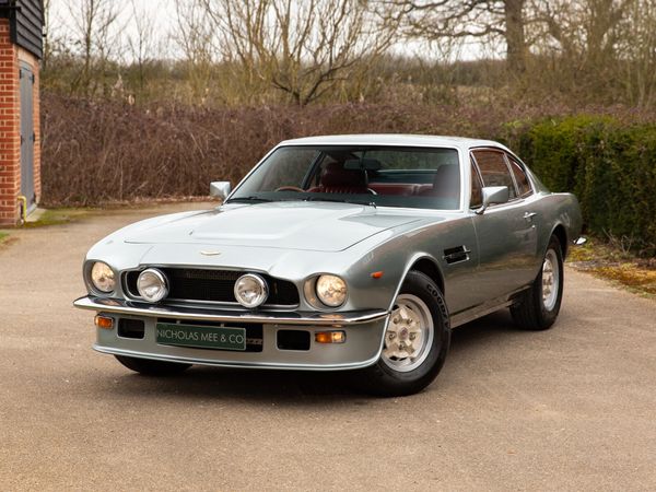 1978 V8 RARE 5 SPEED MANUAL 195,000 REGISTERED 1978 PREVIOUS OWNERS 7 MILEAGE 48,739... classic car for sale in the UK (1970s)
