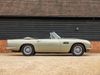 Aston Martin DB6 Volante