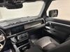 LAND ROVER Defender SE