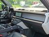 LAND ROVER Defender SE