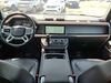 LAND ROVER Defender SE