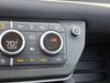 LAND ROVER Defender SE